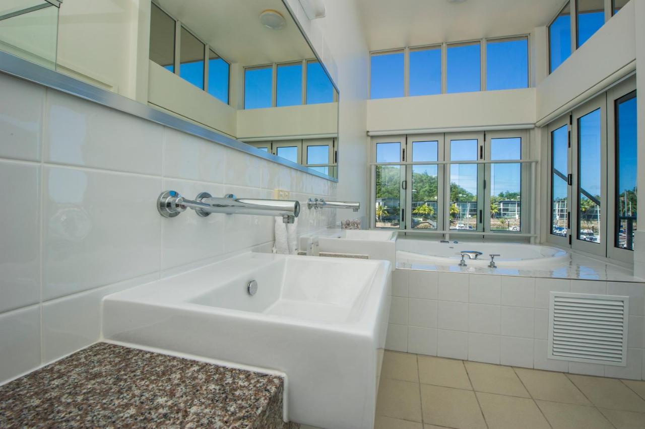 נלי ביי Beachside Magnetic Harbour Apartments מראה חיצוני תמונה