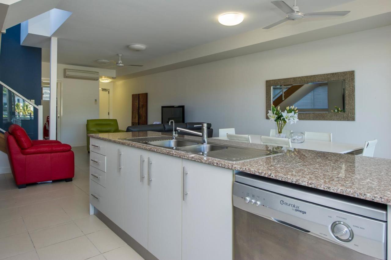 נלי ביי Beachside Magnetic Harbour Apartments מראה חיצוני תמונה